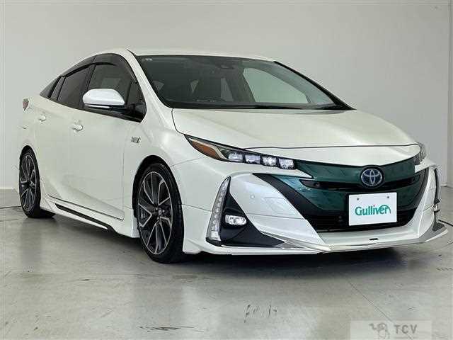 2017 Toyota Prius PHV