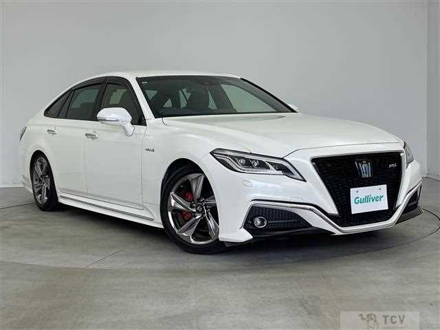 2018 Toyota Crown Hybrid