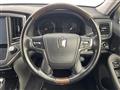 2017 Toyota Crown Hybrid