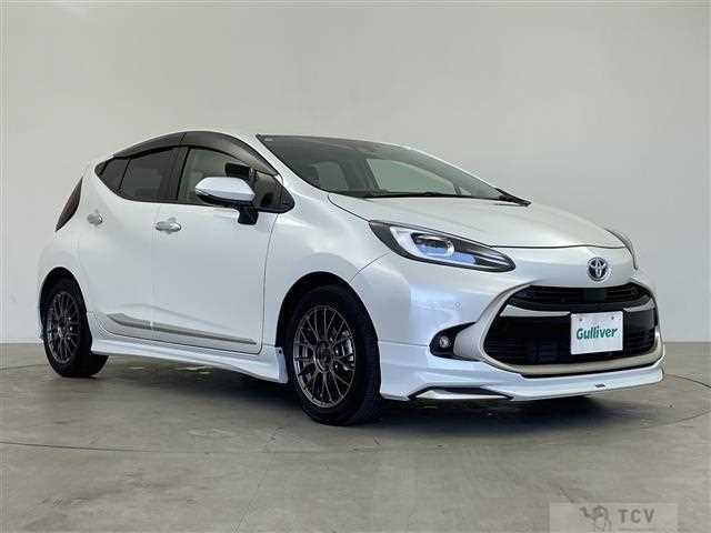 2025 Toyota AQUA