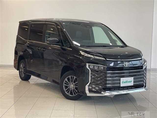 2023 Toyota Voxy