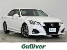 2017 Toyota Crown Hybrid