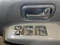 2005 Nissan Serena