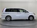 2009 Toyota Isis
