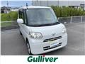 2011 Daihatsu Tanto