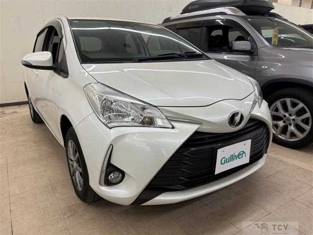 2017 Toyota Vitz