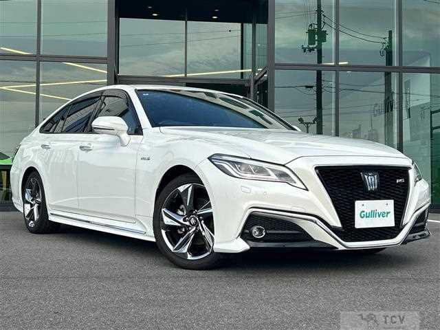 2018 Toyota Crown Hybrid