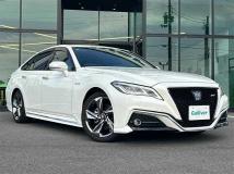 2018 Toyota Crown Hybrid