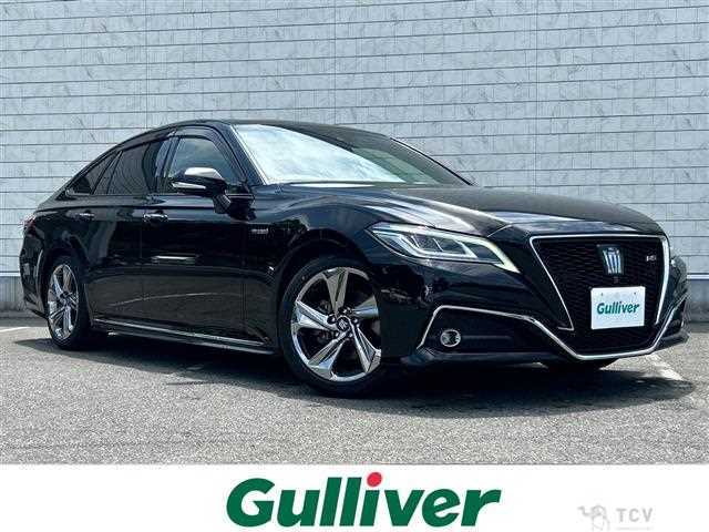 2018 Toyota Crown Hybrid
