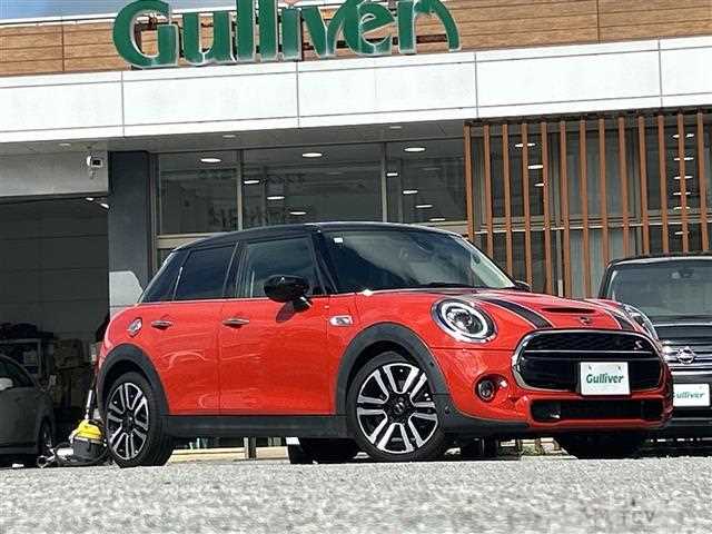 2021 BMW MINI