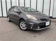 2012 Toyota PRIUS α