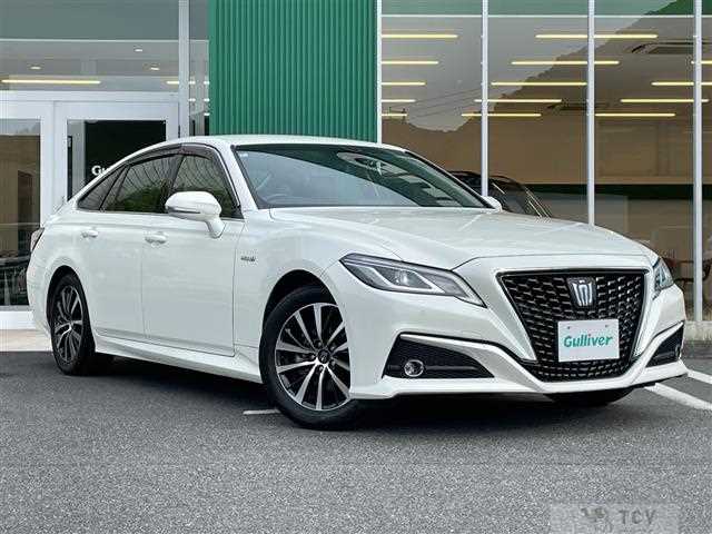 2018 Toyota Crown Hybrid