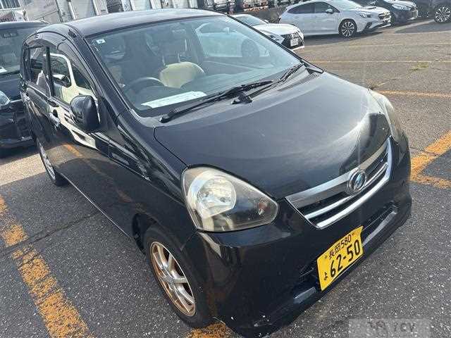 2011 Daihatsu Mira Es