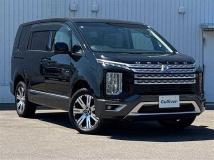 2019 Mitsubishi Delica D5