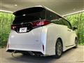 2023 Toyota Alphard Hybrid