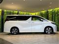 2022 Toyota Alphard