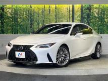 2020 Lexus IS