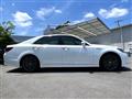2017 Toyota Crown Hybrid