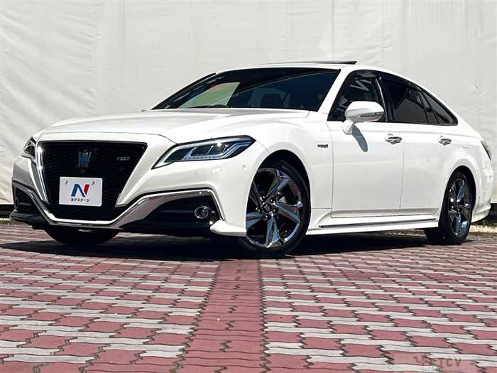 2018 Toyota Crown Hybrid