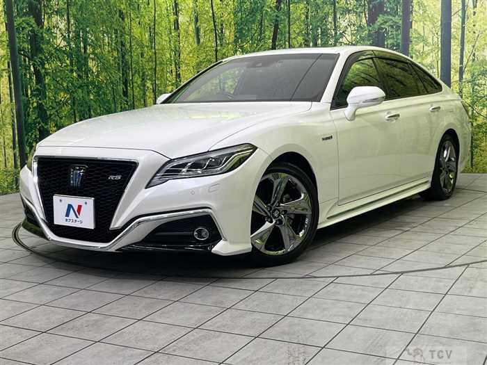 2018 Toyota Crown Hybrid