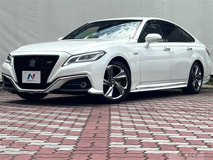 2020 Toyota Crown Hybrid