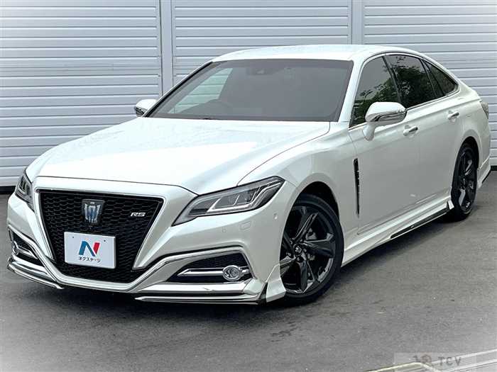 2020 Toyota Crown Hybrid