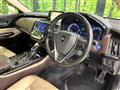 2018 Toyota Crown Hybrid