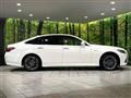 2018 Toyota Crown Hybrid
