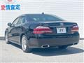 2010 Toyota Crown Hybrid