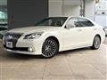 2014 Toyota Crown Majesta