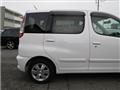 2004 Toyota Fun Cargo
