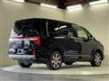 2024 Mitsubishi Delica D5