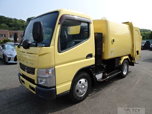 2014 Mitsubishi Canter
