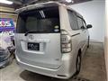 2012 Toyota Voxy