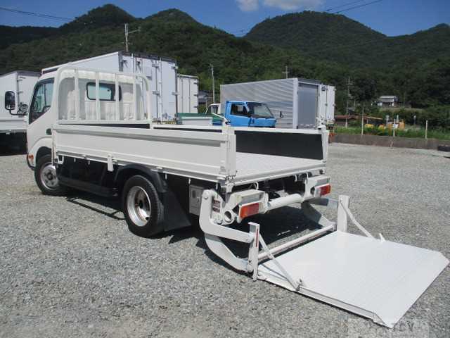 2017 Toyota Dyna Truck