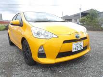 2012 Toyota AQUA