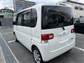2011 Daihatsu Tanto