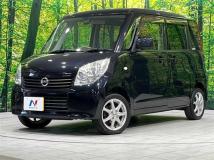 2011 Nissan ROOX