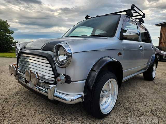 2002 Daihatsu Mira Gino1000