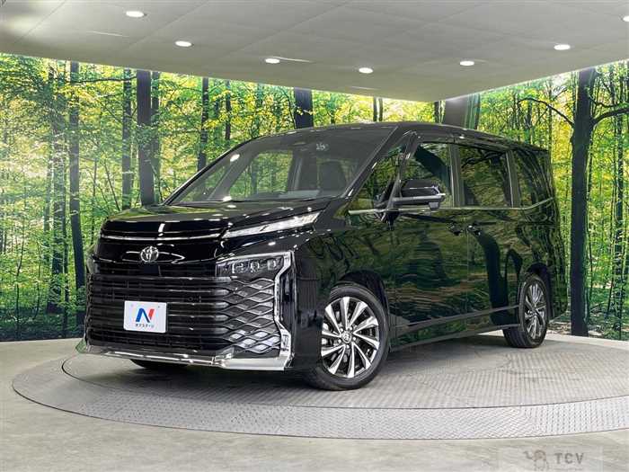 2023 Toyota Voxy