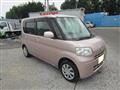 2011 Daihatsu Tanto