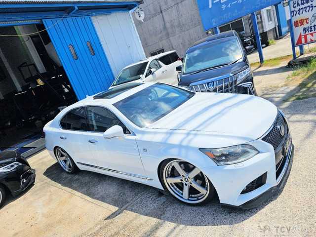 2011 Lexus LS