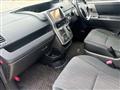 2012 Toyota Voxy