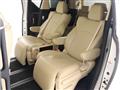 2016 Toyota Alphard G