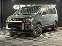 2014 Mitsubishi Delica D5