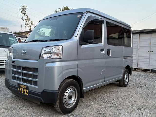 2022 Daihatsu Hijet Cargo
