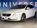 2017 Volvo V40