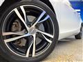 2017 Volvo V40
