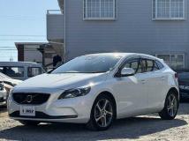 2016 Volvo V40