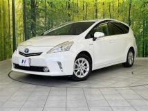 2011 Toyota PRIUS α